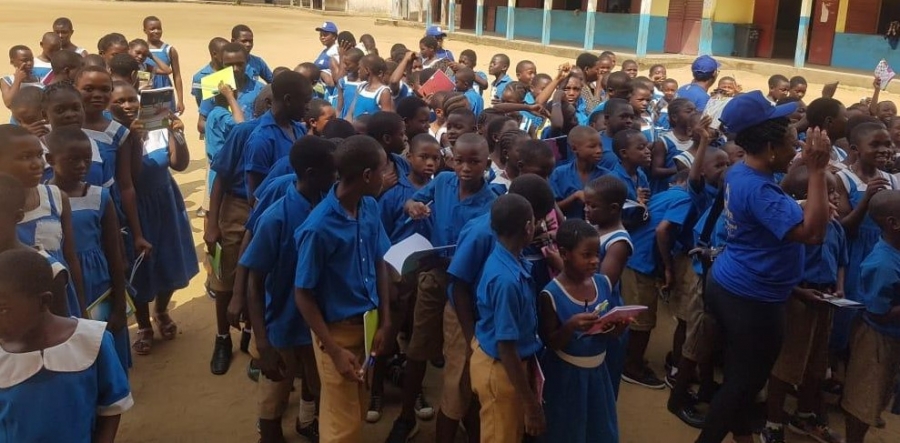 Bisong Foundation present donations/school items to IDPs children in Douala - Cameroon